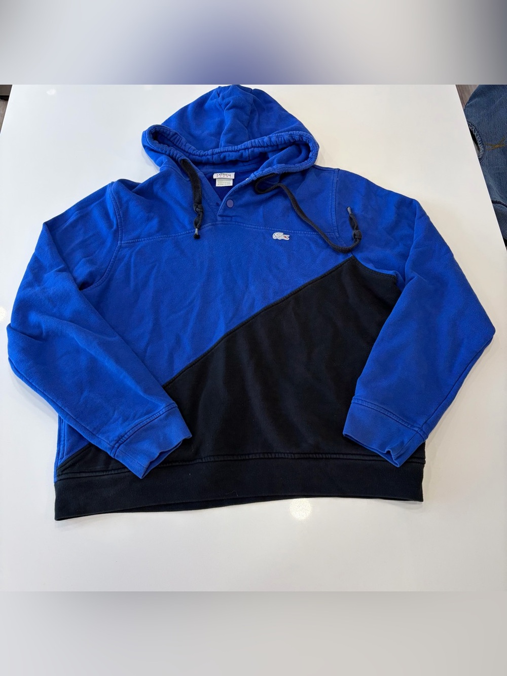 Lacoste Sport Men's Blue and Black Hooded Pullover Sweatshirt (Approx Size XL)